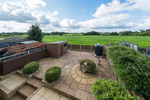 3 bedroom terraced house for sale, Edgewell Lane, Eaton