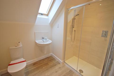 3 bedroom semi-detached house to rent, Richards Street, Woodford, Cheshire