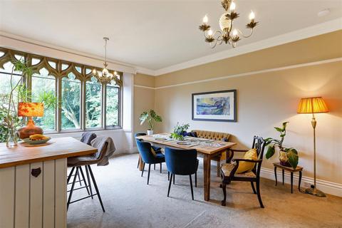 4 bedroom apartment for sale, First Floor West, Stansfield Hall, Stansfield Hall Road, Todmorden, OL14 8BQ