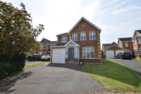 4 bedroom detached house for sale, Odin Court, Scartho Top, Scartho DN33