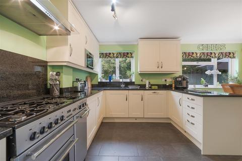 3 bedroom link detached house for sale, New Road, Ascot