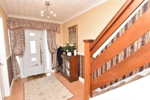 2 Cambrian Way, Holton Le Clay, Grimsby, DN36 5DE