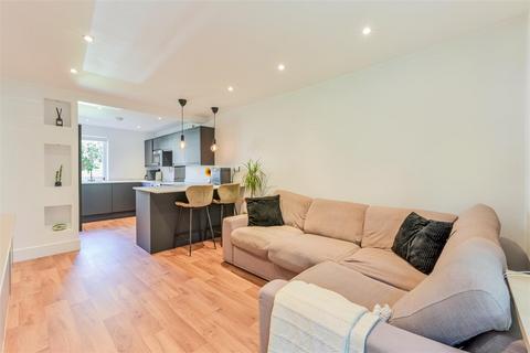 17 Farriers Road, Epsom, KT17 1LP