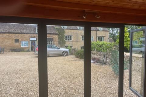 Office to rent, Grange Farm, Wansford PE8