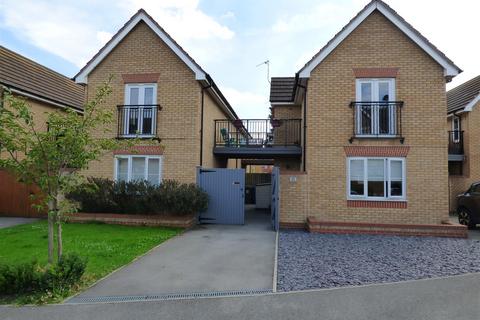 2 bedroom semi-detached house for sale, 8 Munstead Way