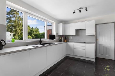 4 bedroom detached house for sale, Station Road, Evesham WR11