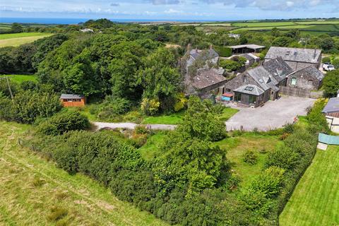 3 bedroom end of terrace house for sale, Eastcott, Cornwall, EX23