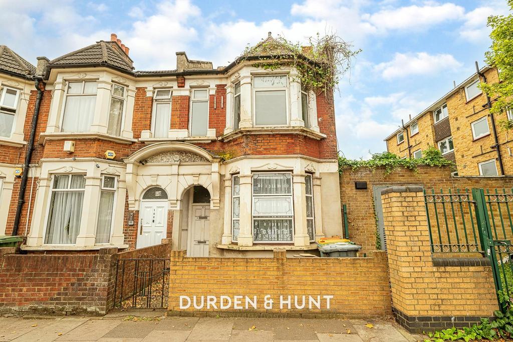 Barking Road, East Ham E6 2 bed apartment for sale £250,000