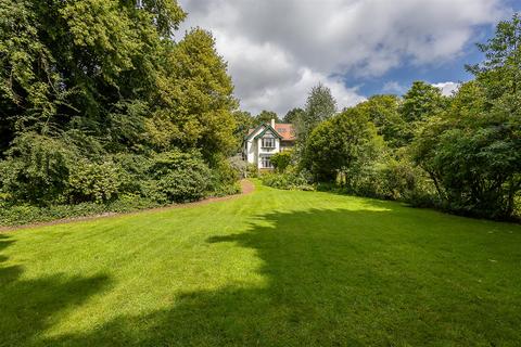 4 bedroom semi-detached house for sale, Fencer Hill Park, Gosforth, Newcastle upon Tyne