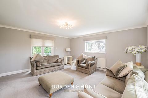 4 bedroom detached bungalow for sale, Goldings Hill, Loughton, IG10