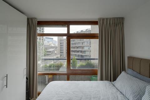 1 bedroom apartment to rent, Barbican, London EC2Y