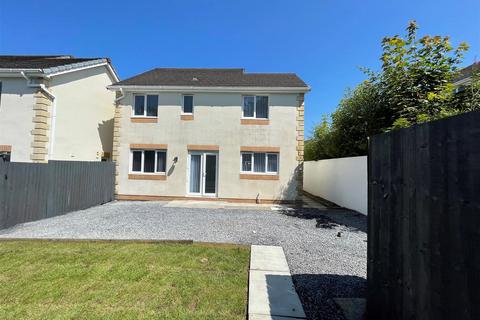 4 bedroom detached house for sale, Craig Y Llety, Upper Tumble, Llanelli