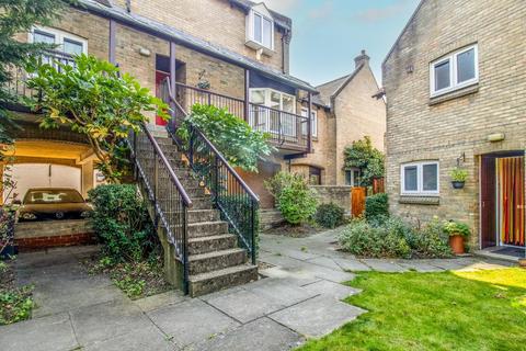 3 Castle Row, Cambridge, CB3 0BB