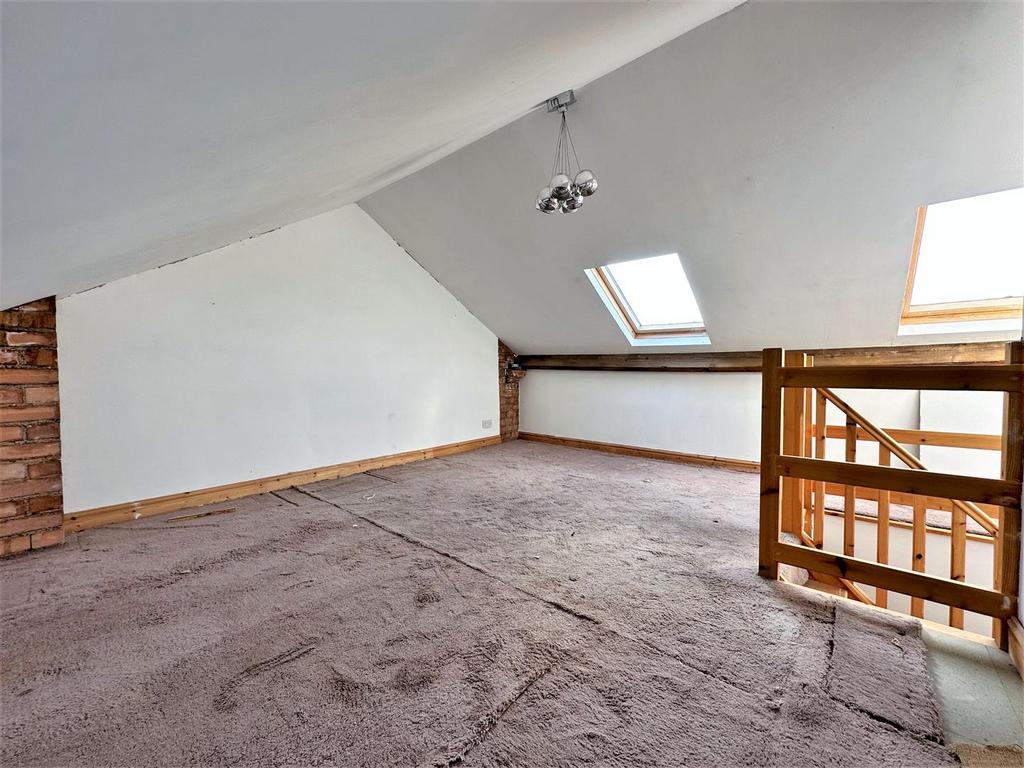 Attic Room Aspect Two 783