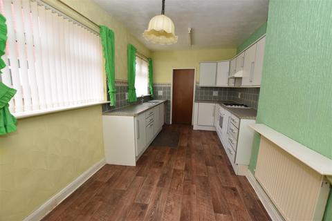 3 bedroom end of terrace house for sale, Kings Bench Street, Hull