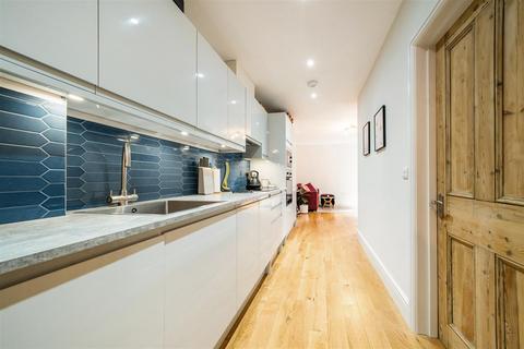 6 University Road, London, SW19 2BX