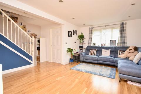 101 Johnson Drive, Leighton Buzzard, LU7 4RT