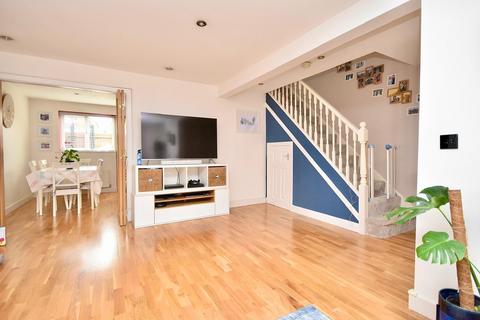 101 Johnson Drive, Leighton Buzzard, LU7 4RT