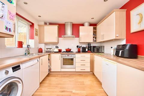 101 Johnson Drive, Leighton Buzzard, LU7 4RT