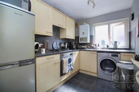 1 bedroom flat for sale, Grenwich Court, Parkside, Waltham Cross