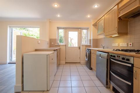 36 Oldfield Drive, Wouldham, Rochester, ME1 3GP