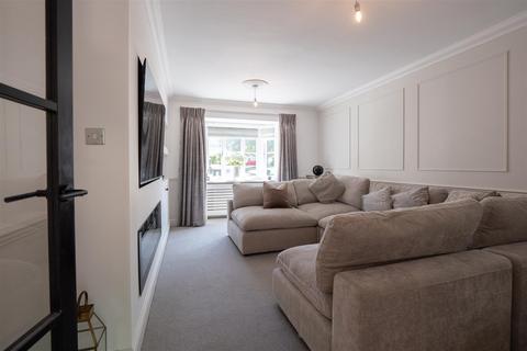 36 Oldfield Drive, Wouldham, Rochester, ME1 3GP