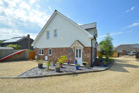 3 bedroom semi-detached house for sale, SUPERB MODERN HOME * WROXALL