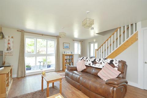 3 bedroom semi-detached house for sale, SUPERB MODERN HOME * WROXALL