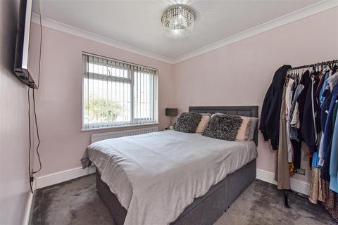 71 Adhurst Road, Havant, PO9 2HP