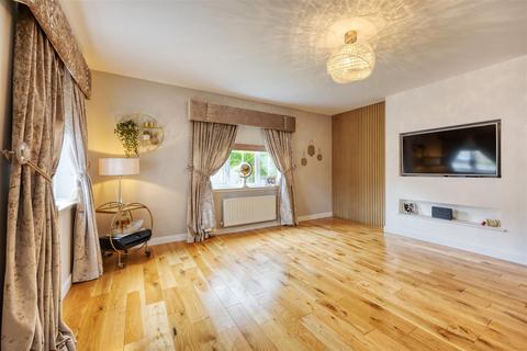 4 bedroom detached house for sale, Flynn Gardens, Stepps