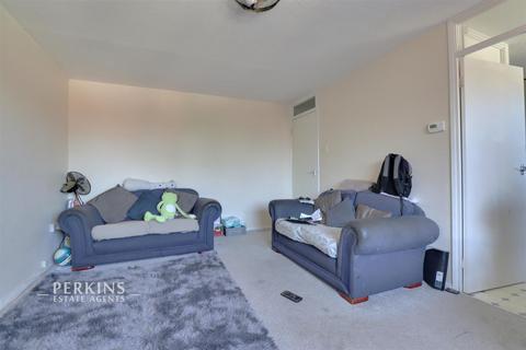 2 bedroom flat for sale, Northolt, UB5