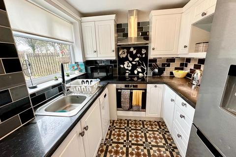 9 Brickfield Grove, Halifax, HX2 9AZ