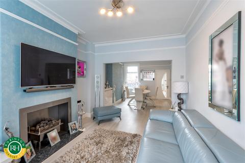 45 Rockingham Road, Wheatley, Doncaster, DN2 4BN