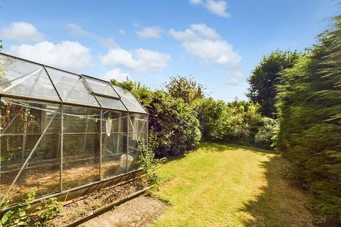 8 Broadway, North Hykeham, Lincoln, LN6 8DR