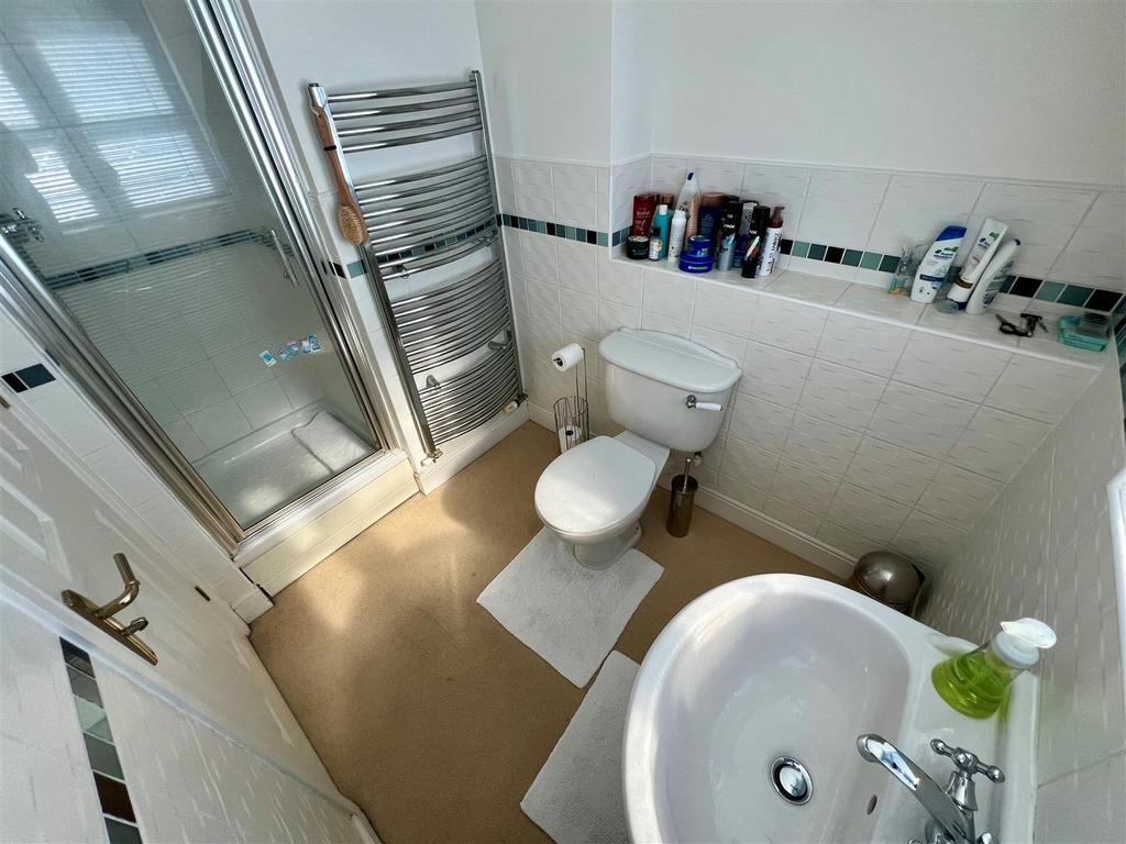 En suite shower room