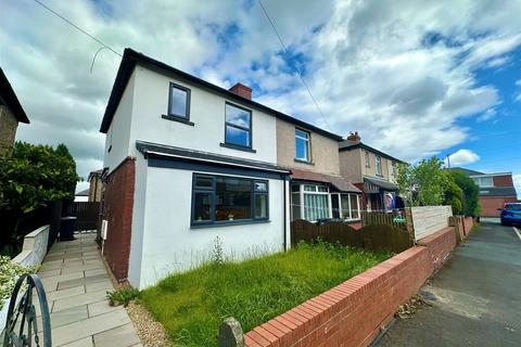 3 bedroom house for sale, St. Albans Avenue, Huddersfield