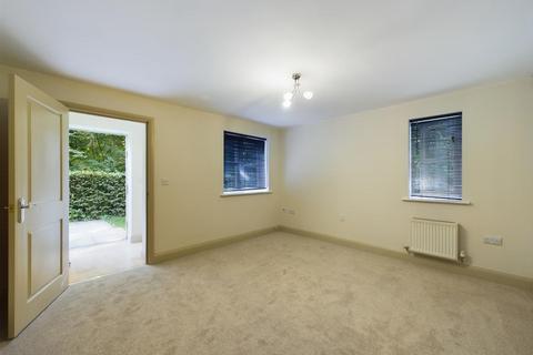 2 bedroom maisonette to rent, Middlewood Close, Solihull B91