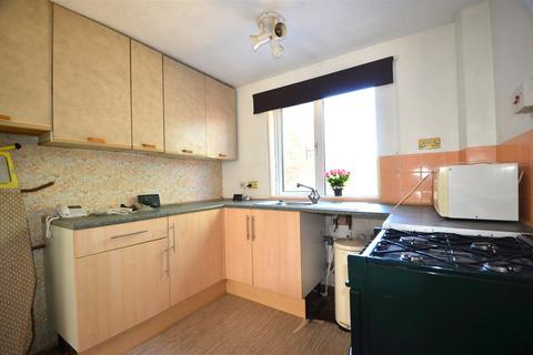 2 bedroom house for sale, Oxford Road, Aylesbury