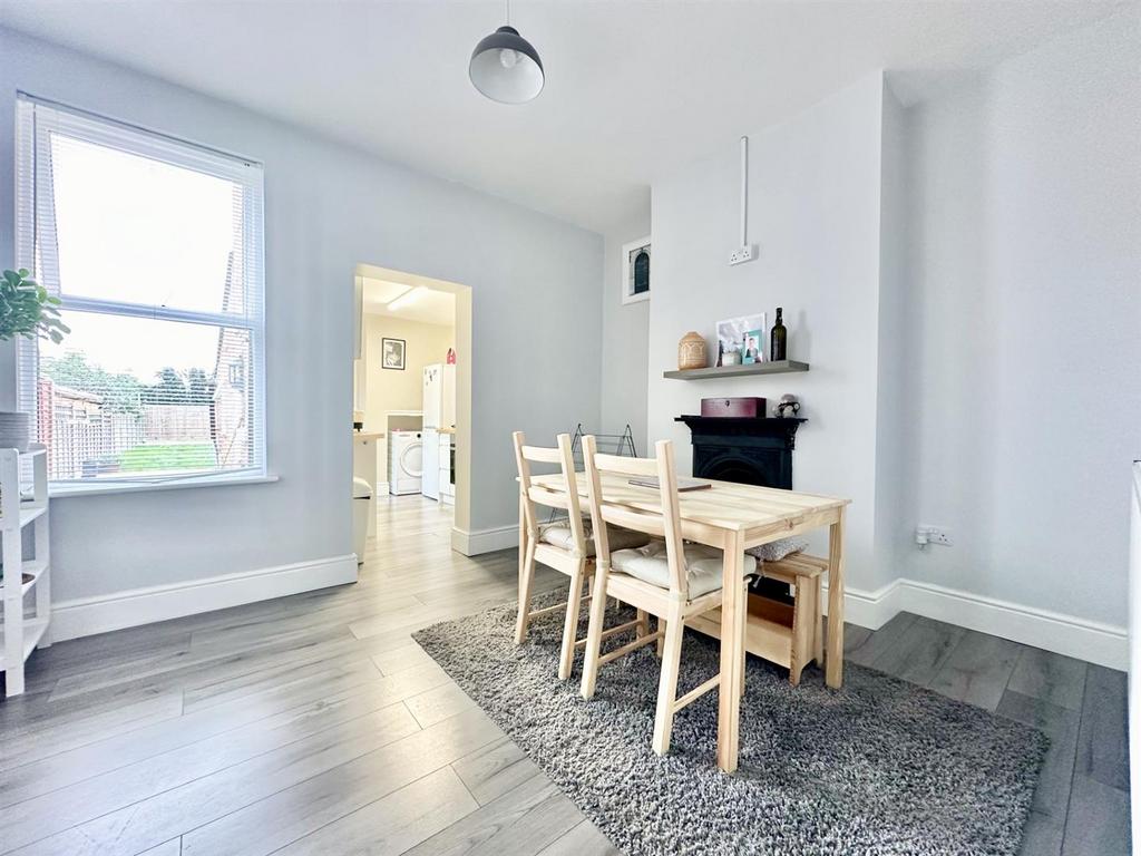 Dining Room.jpg