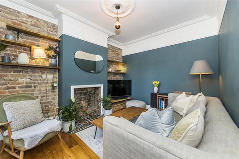 268 Francis Road, London, E10 6NJ