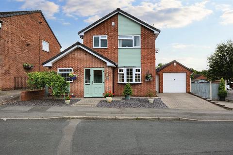 45 Howick Drive, Nottingham, NG6 7FQ