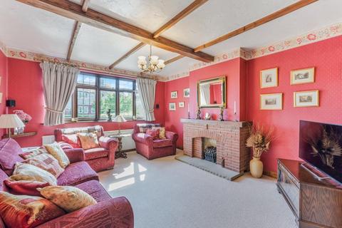 91 Elmwood Drive, Epsom, KT17 2NL