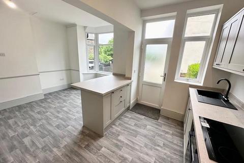 3 bedroom terraced house for sale, Dudwell Lane, Skircoat Green, Halifax