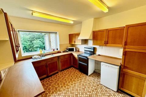 3 bedroom detached house for sale, Skircoat Green Road, Skircoat Green, Halifax