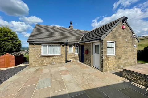 2 bedroom detached bungalow for sale, Blackley Road, Elland