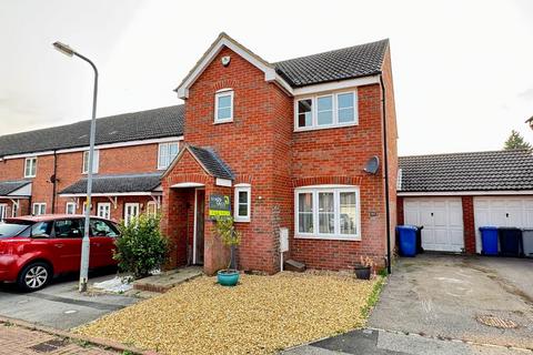 3 bedroom detached house for sale, NO CHAIN - Scott Avenue, Rothwell, Kettering