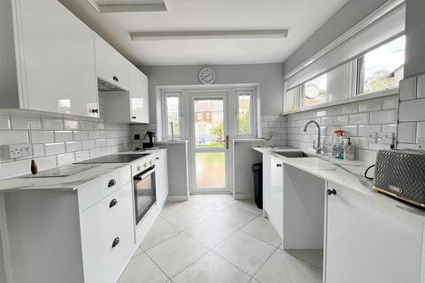 3 bedroom terraced house for sale, Somerton Road, Newport