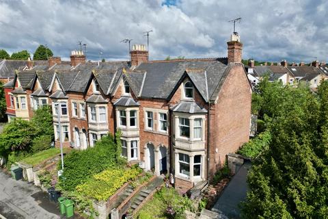 4 bedroom end of terrace house to rent, Wallbridge, Frome