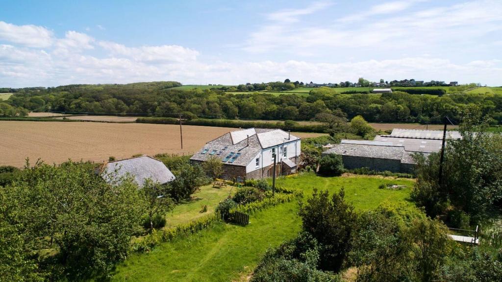Rear Elevation &amp; Garden