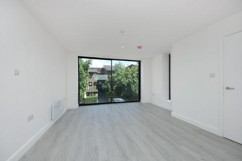 2 bedroom flat to rent, Spencer Road, W3